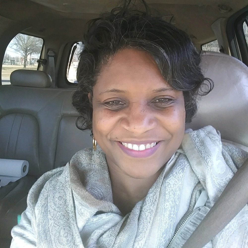 Meet your Posher, Andrea m